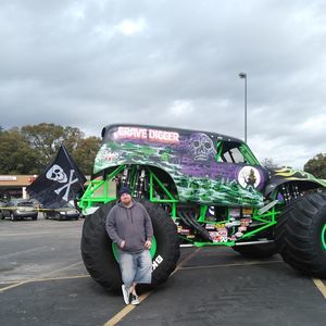 Meet your Posher, Robbie